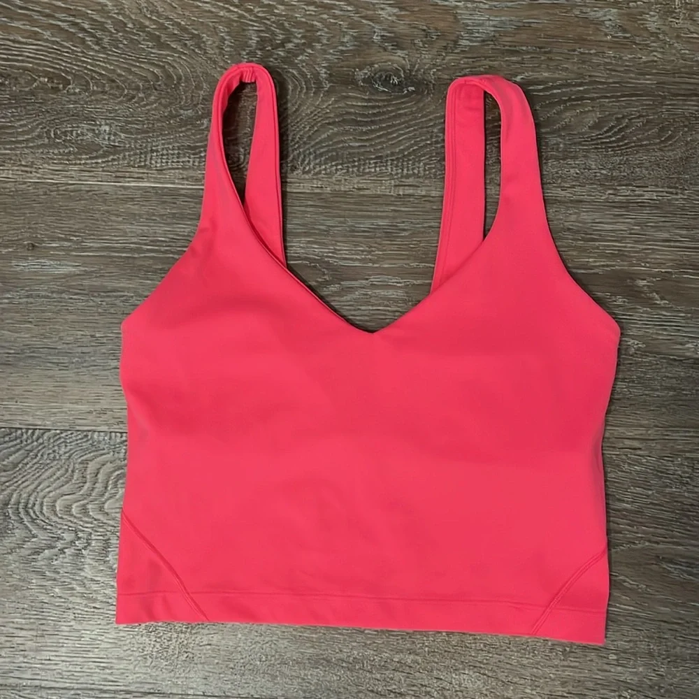**SOLD** Like New Lululemon Align Set. Size Top 6/Bottom 8 - Picture 2 of 10